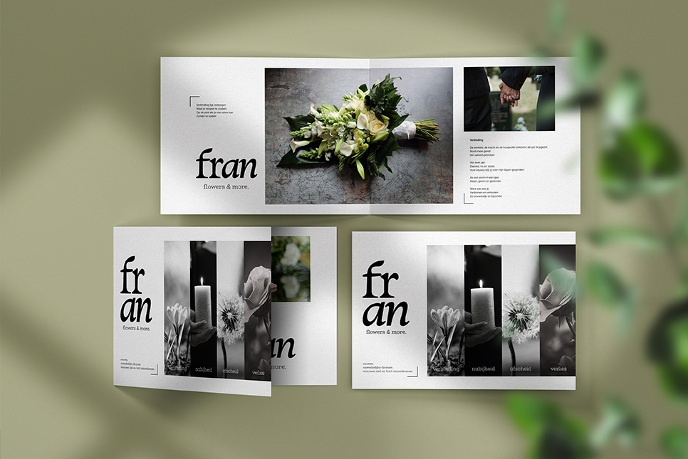 Brochure ontworpen door communicatiebureau Solid Designs uit Gent met voorbeelden van grafstukken en rouwbloemen